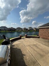 2719 Lake Villa Dr in Missouri City, TX - Building Photo - Building Photo