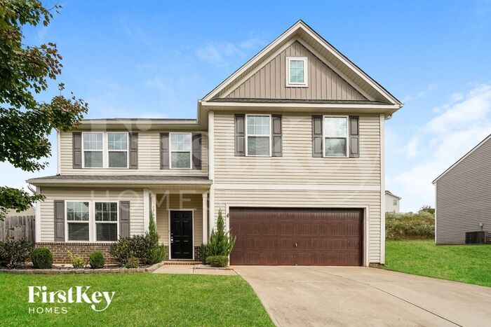 1769 Pinnacle Oaks Dr in Rural Hall, NC - Building Photo