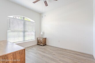 560 Remington Green Dr SE in Palm Bay, FL - Building Photo - Building Photo