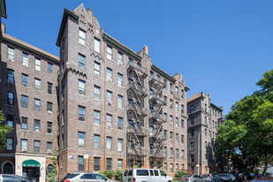 3252 33rd St Apartments