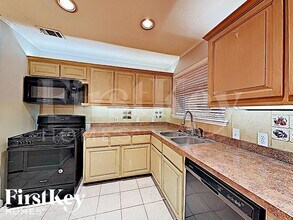 4612 Motley Dr in Mesquite, TX - Building Photo - Building Photo
