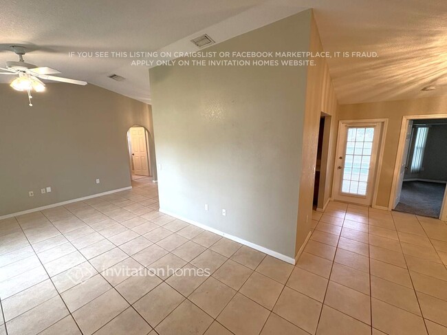 1132 Capricorn Blvd in Punta Gorda, FL - Building Photo - Building Photo