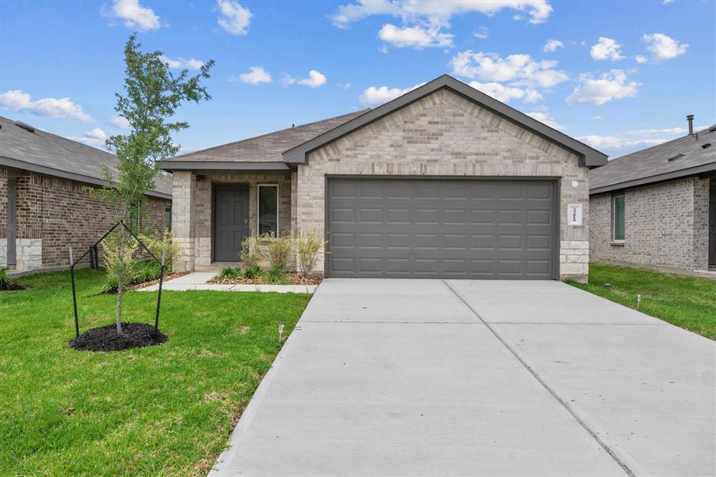 23819 Desert Peach Dr in Spring, TX - Foto de edificio