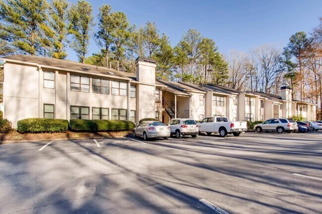 1407 Huntingdon Chase in Atlanta, GA - Building Photo - Building Photo
