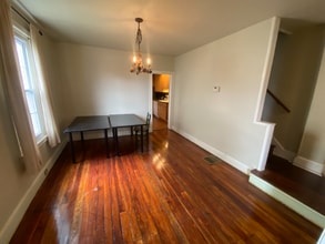 1015 E Pleasant Ave in Wyndmoor, PA - Building Photo - Building Photo