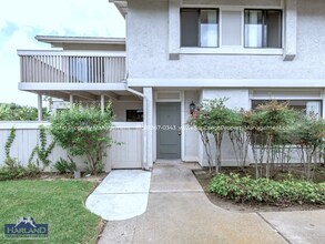 3843 Camino Lindo in San Diego, CA - Foto de edificio - Building Photo