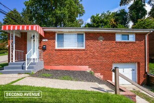 2740 Jordan Ave in Pittsburgh, PA - Building Photo
