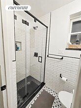 77 Perry St in New York, NY - Building Photo - Building Photo