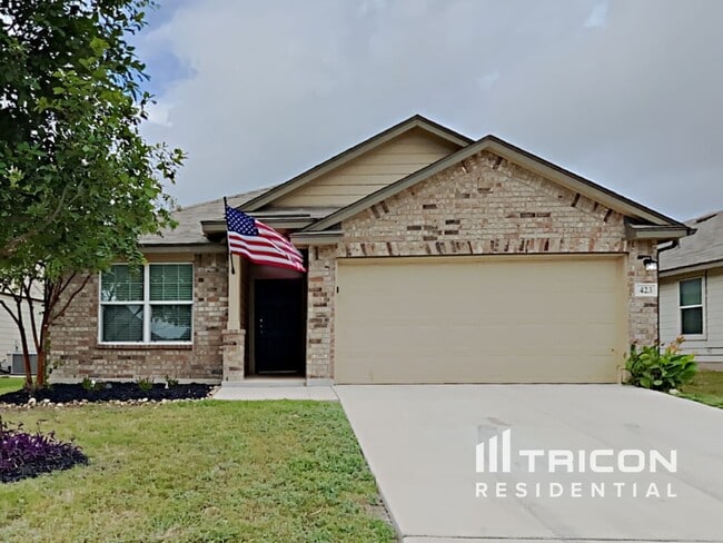 423 Eastern Phoebe in San Antonio, TX - Building Photo - Building Photo