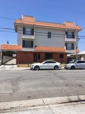 14037 Yukon Ave-Unit -1-23 in Hawthorne, CA - Building Photo