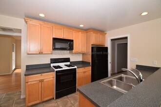 436 Via Herbosa in Novato, CA - Building Photo - Building Photo