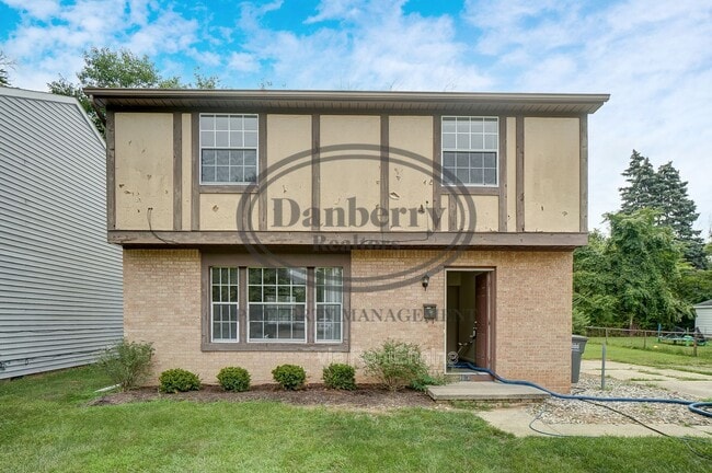 property at 1006 Ranch Dr