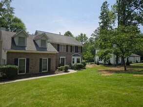402 Walnut Grove Rd in Peachtree City, GA - Building Photo - Building Photo