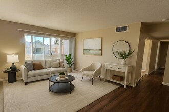 Mountain View Meadows in Colorado Springs, CO - Building Photo - Building Photo