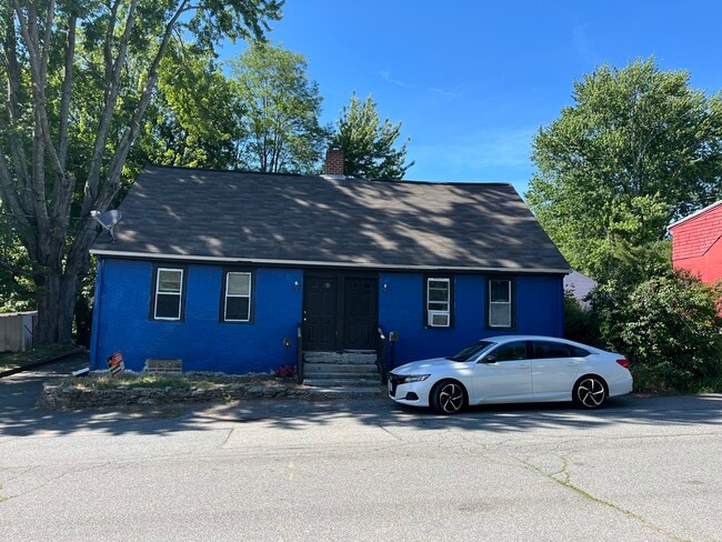 property at 13 Albro Ave