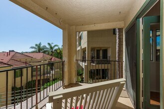 8148 Avenida Navidad in San Diego, CA - Building Photo - Building Photo