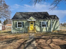 518 E Read St in Highland Springs, VA - Building Photo