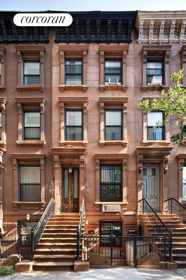 property at 165 W 126th St