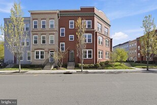 8923 Quarry Rd in Manassas, VA - Building Photo