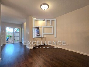 2022 Foxhall Loop in San Jose, CA - Building Photo - Building Photo