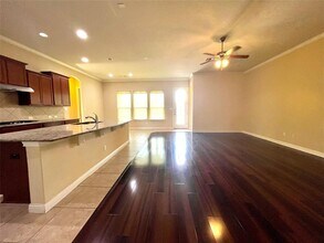 10000 Paulines Way in Austin, TX - Building Photo - Building Photo