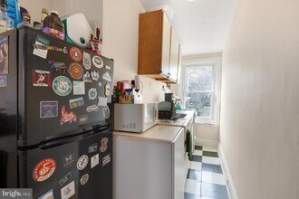 1804 Fairmount Ave in Philadelphia, PA - Building Photo - Building Photo