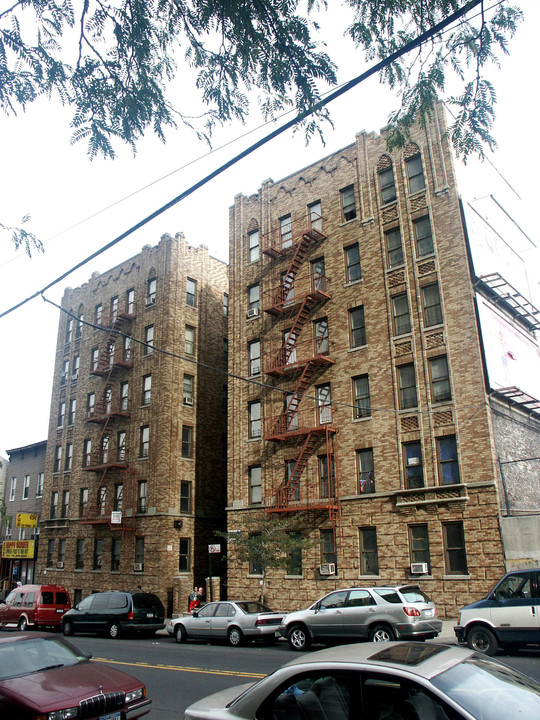 1146 Ogden Ave in Bronx, NY - Foto de edificio