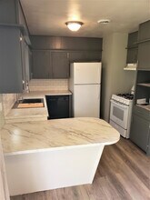 4906 6th St in Lubbock, TX - Building Photo - Building Photo