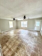 105 Meadowlark Pl in Alabaster, AL - Building Photo - Building Photo