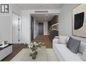 620 Cardero St in Vancouver, BC - Building Photo - Building Photo