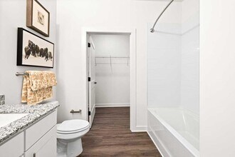 2023 W Iris Dr SE in Conyers, GA - Building Photo - Building Photo