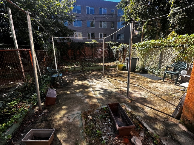 146 Macon St in Brooklyn, NY - Building Photo - Building Photo
