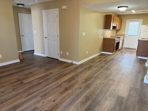 106 Aiden Ct, Unit 106B in Bardstown, KY - Building Photo - Building Photo