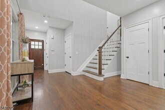 61 Mechanic St in Millburn, NJ - Building Photo - Building Photo