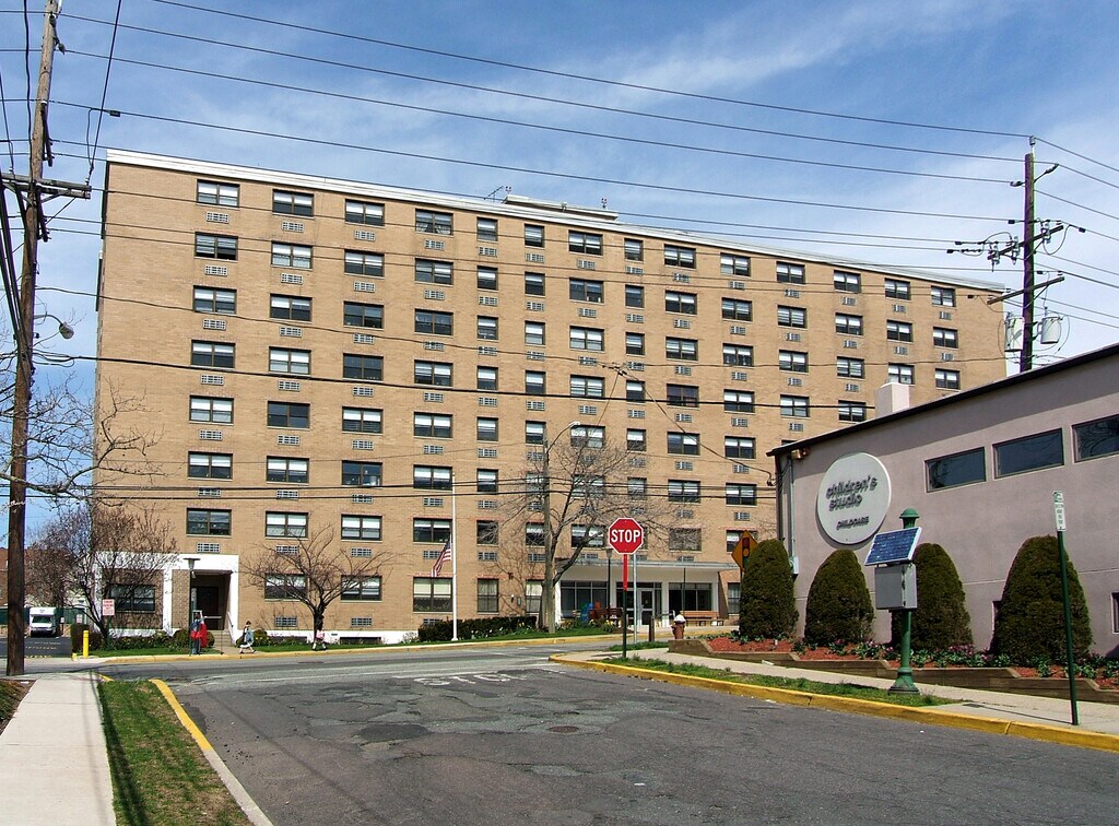 Boiling Springs Gardens Apartments East Rutherford, NJ Apartments For