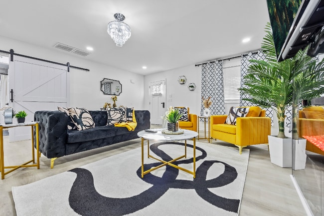 property at 1362 Graymont Dr SW