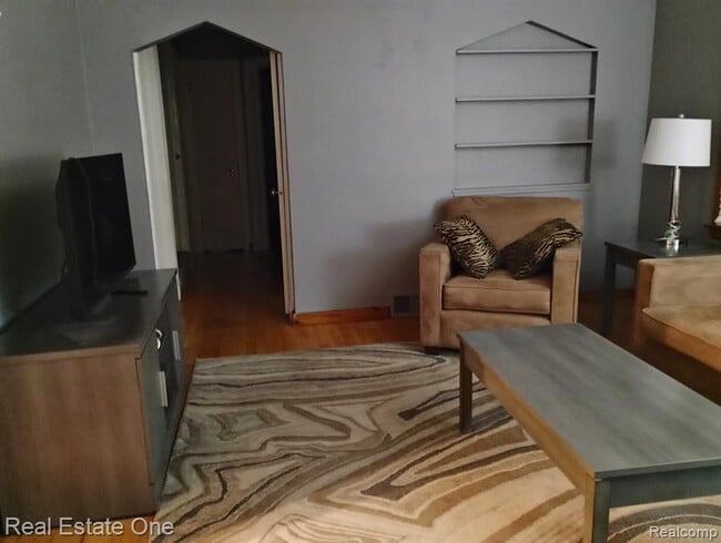 1127 Hoffman Ave in Royal Oak, MI - Building Photo - Building Photo