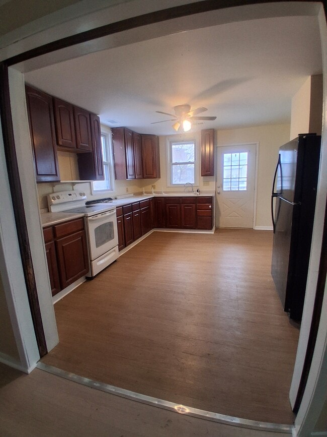 51 Grant Ave, Unit 51 Grant Ave Etna #2 in Etna, PA - Building Photo - Building Photo