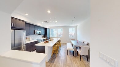 1333 Pullman Way in Oakland, CA - Building Photo - Building Photo