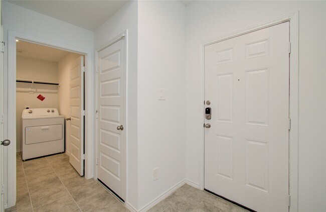 1031 Appaloosa Ln in Rosharon, TX - Building Photo - Building Photo