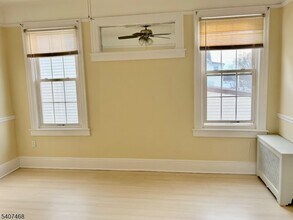 35 Witherspoon St in Nutley, NJ - Building Photo - Building Photo