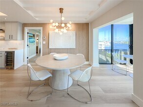 3430 Gulf Shore Blvd N in Naples, FL - Building Photo - Building Photo