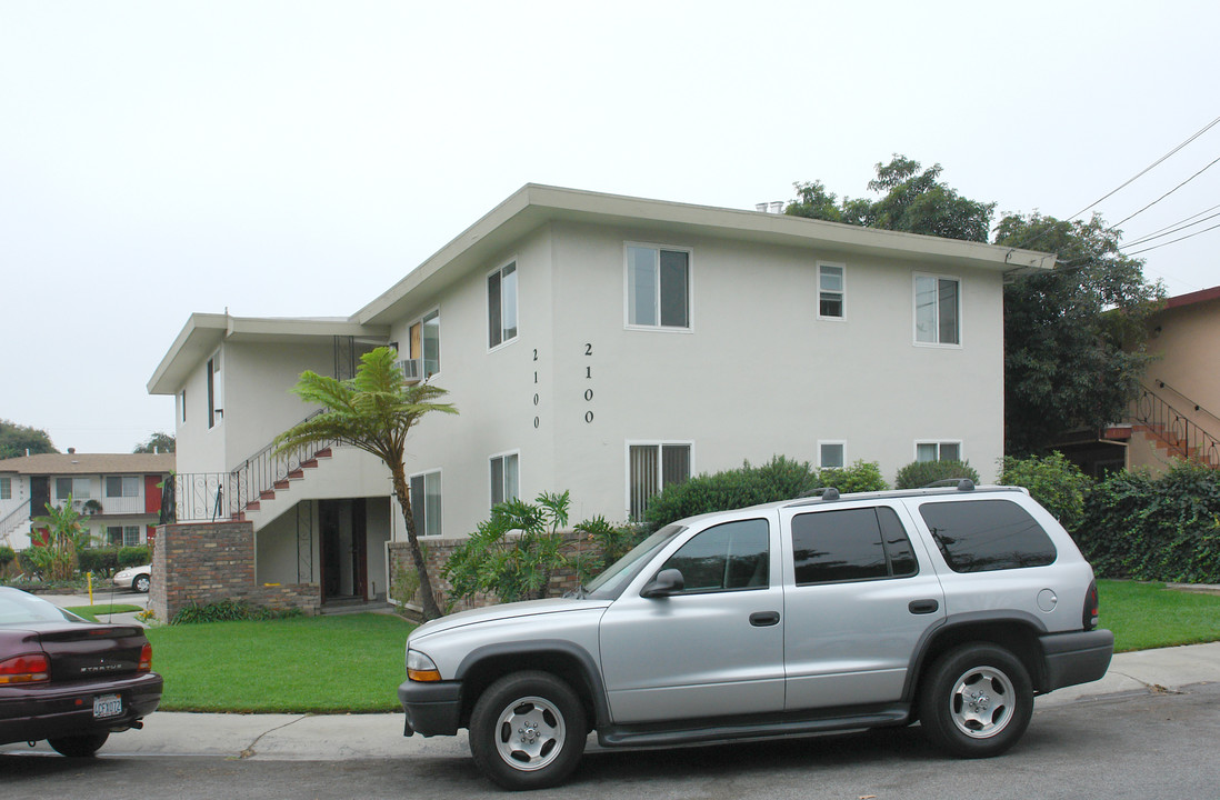 2100 Marlboro Ct in San Jose, CA - Foto de edificio