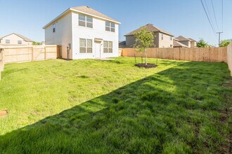 5014 War Horse Dr in San Antonio, TX - Building Photo - Building Photo
