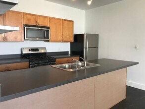 2401 E 6th St in Austin, TX - Building Photo - Building Photo