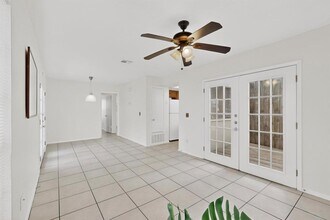 10003 Rutland Village E in Austin, TX - Building Photo - Building Photo