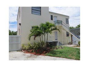 525 NE 65th St in Miami, FL - Building Photo - Other