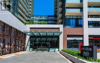 460 Adelaide St E in Toronto, ON - Building Photo - Building Photo