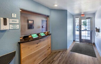 Furnished Studio-Shreveport - Airport in Shreveport, LA - Foto de edificio - Building Photo