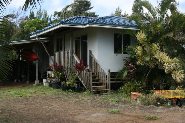 property at 11 N Honokala Rd